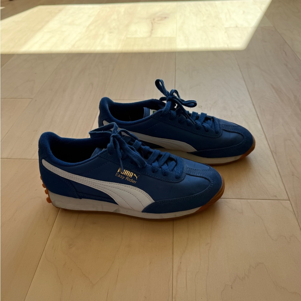 Puma Blue & White Easy Rider Sneakers